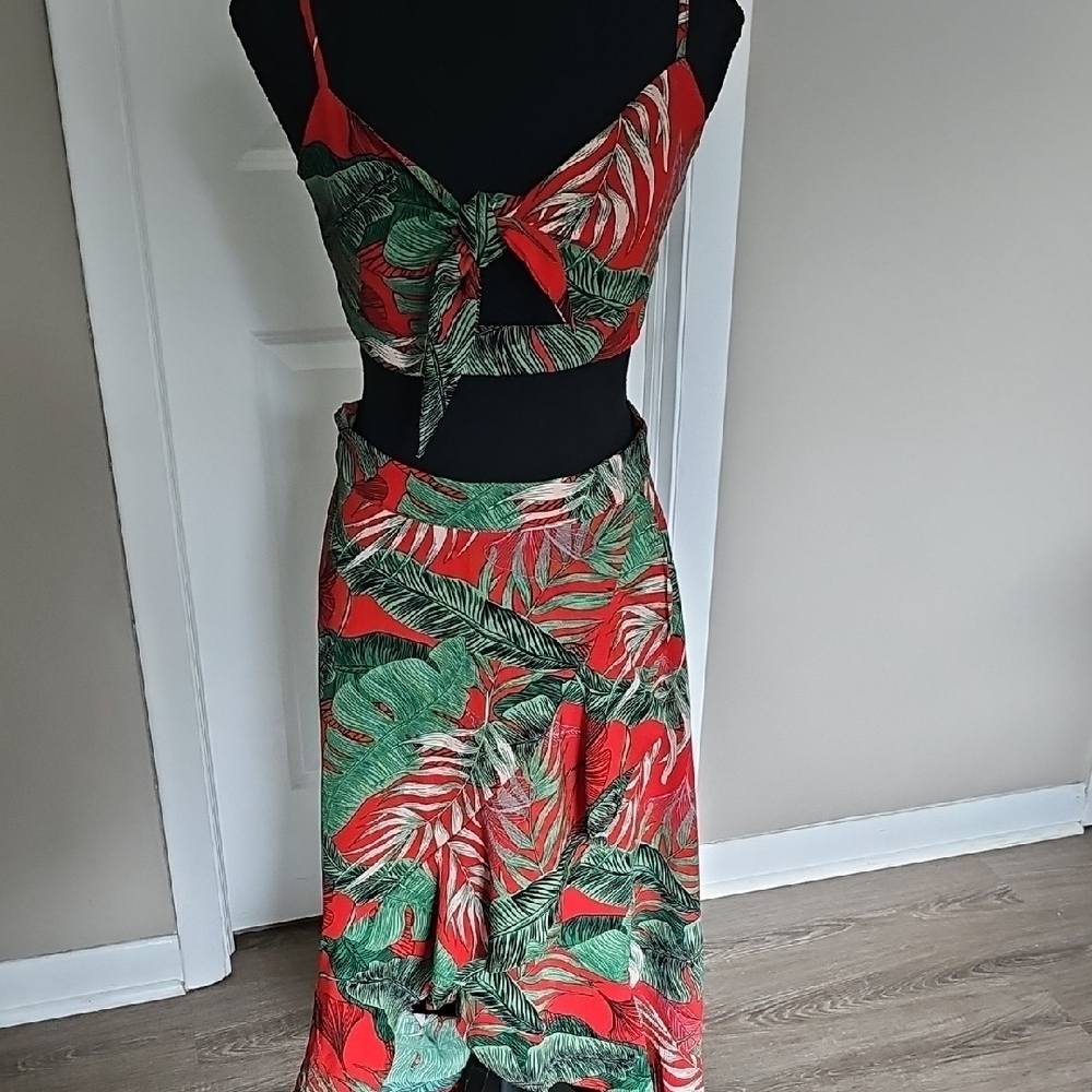 SHEIN Red and Green Tie Front Midi Skirt Resort Wear